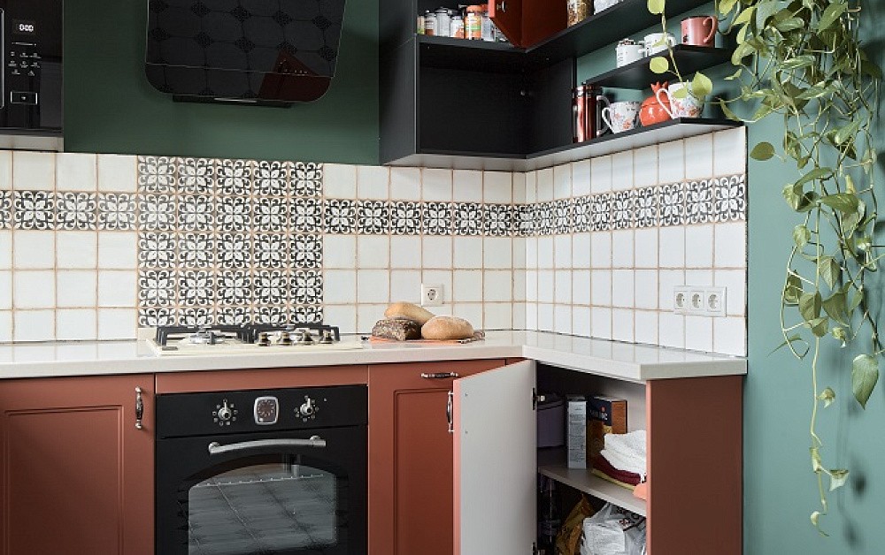 Необычная мандариновая кухня в сталинке