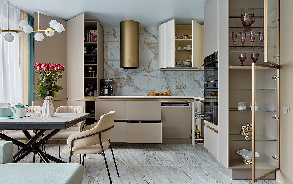 Роскошная песочная кухня с мраморно-золотыми акцентами