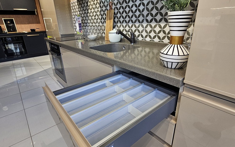 Кухня Фаворит-3 / м.Пролетарская