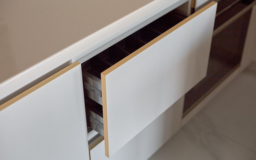 Кухня для вьетнамской семьи в ЖК «Метрополия»