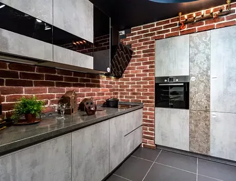 Серая кухня в Южно-Сахалинске