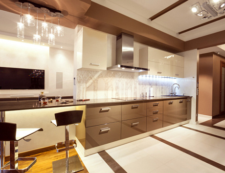 Коричневая кухня в Анапе