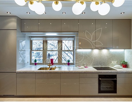 прямой кухонный гарнитур