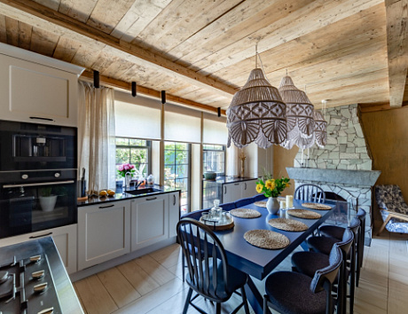 Белая кухня в Санкт-Петербурге