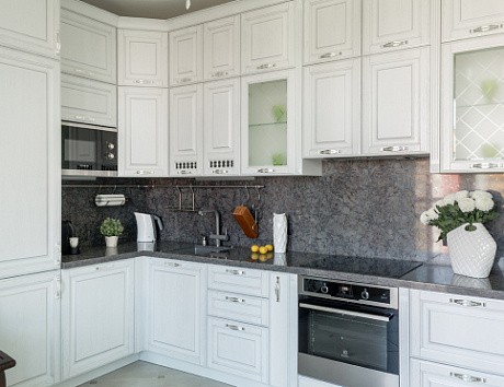 Белая кухня в Мурманске