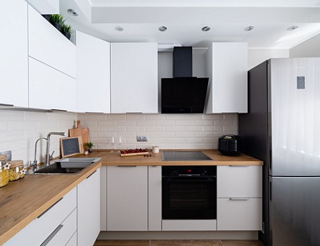 Белая кухня в Мурманске