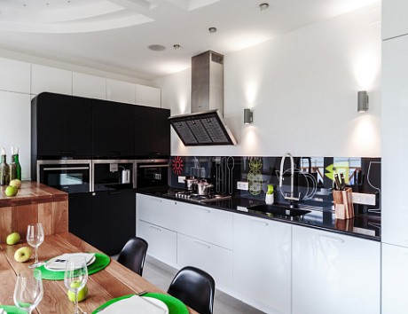 Глянцевая кухня в Казани