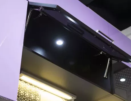 Фиолетовая кухня в Ярославле