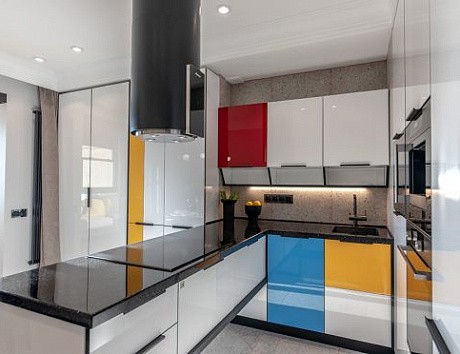 Белая кухня