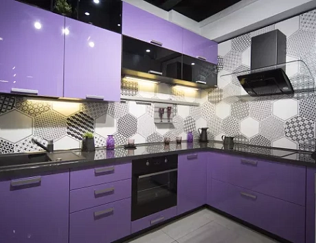 Фиолетовая кухня в Казани
