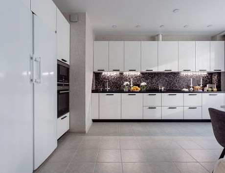 Белый дизайн кухни