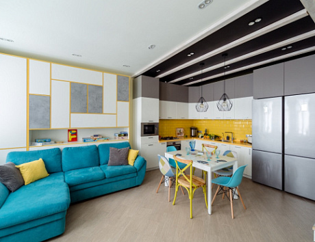 Серая кухня в Чите