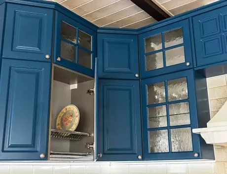 Синяя кухня в Санкт-Петербурге